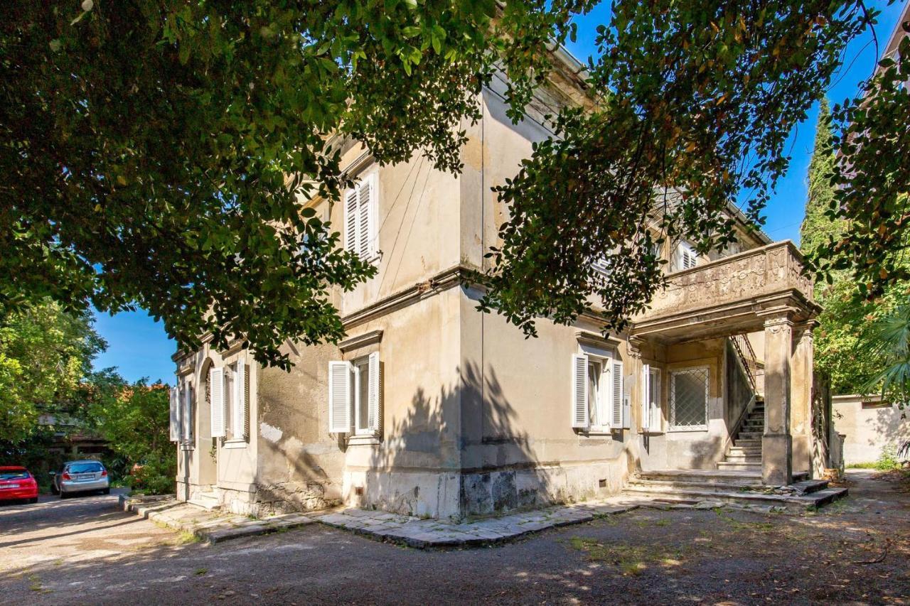 Villa Carolina 里耶卡 外观 照片
